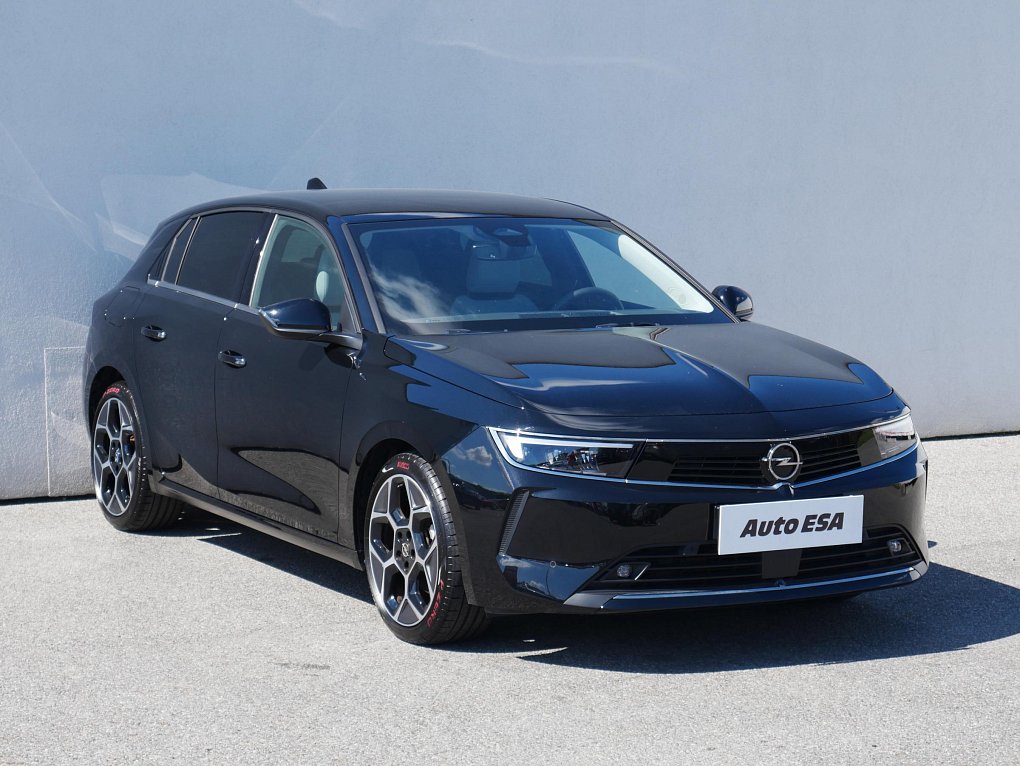 Opel Astra 1.2PT Elegance