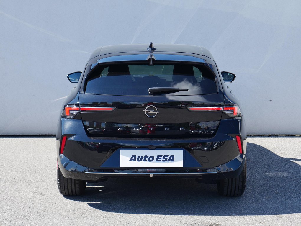 Opel Astra 1.2PT Elegance