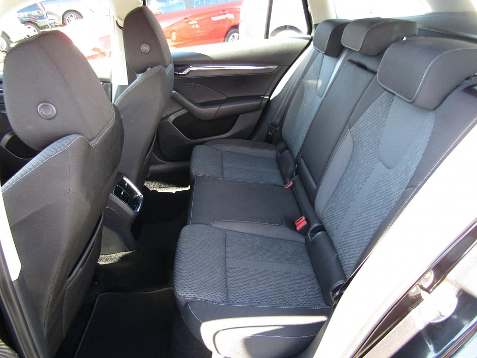 Škoda Octavia IV 2.0 TDi Style