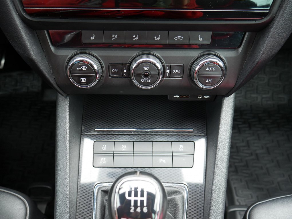 Škoda Octavia III 2.0 TSI RS