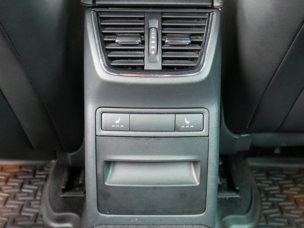 Škoda Octavia III 2.0 TSI RS