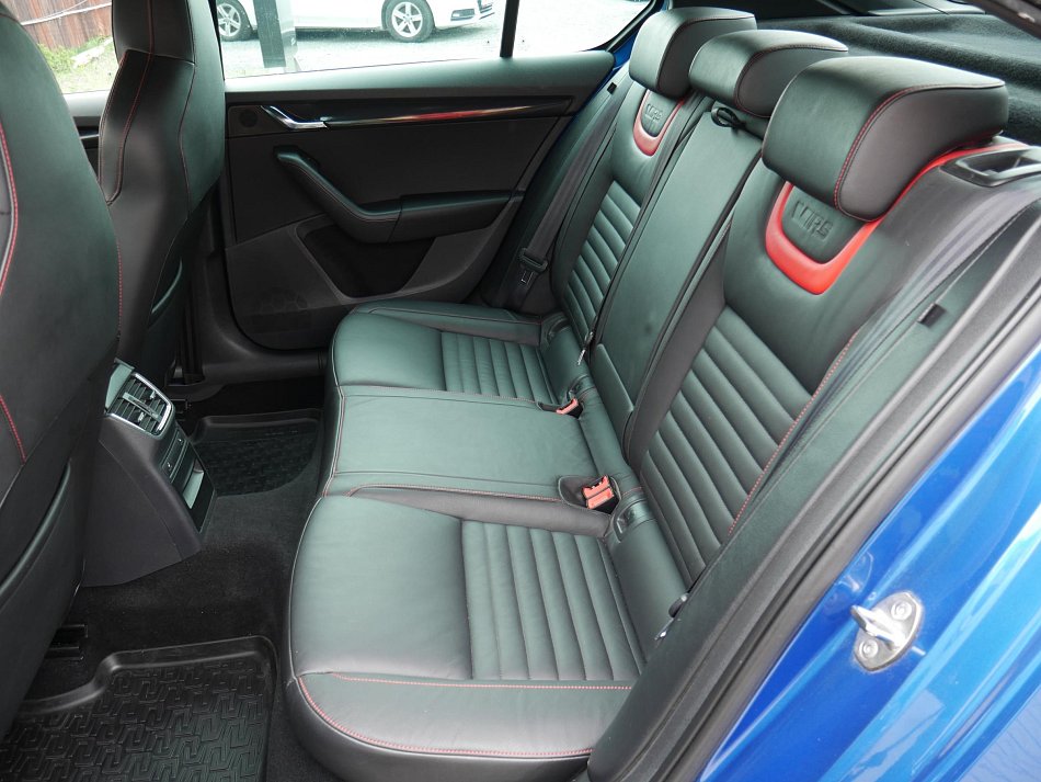 Škoda Octavia III 2.0 TSI RS