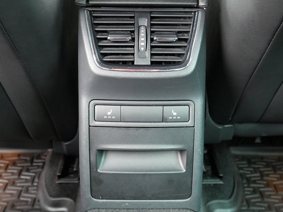 Škoda Octavia III 2.0 TSI RS