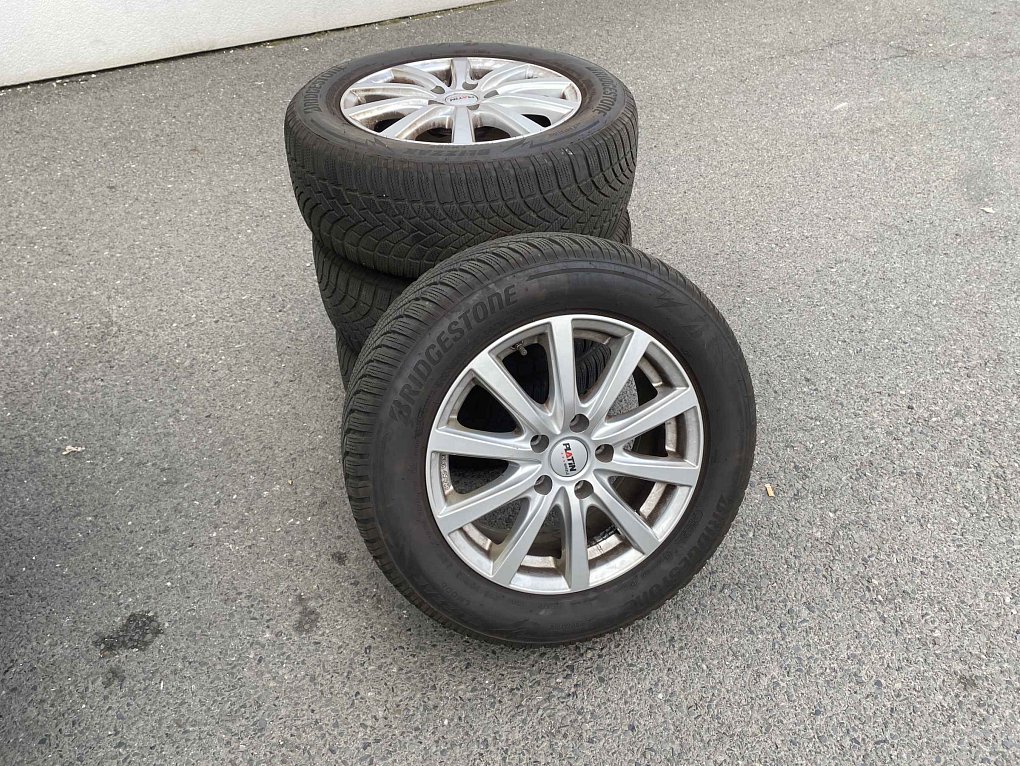 Škoda Yeti 2.0 TDi Elegance 4x4