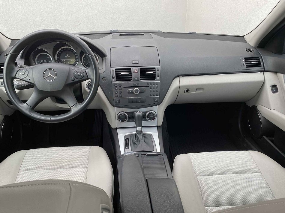 Mercedes-Benz Třída C 1.6 K Avantgarde C180