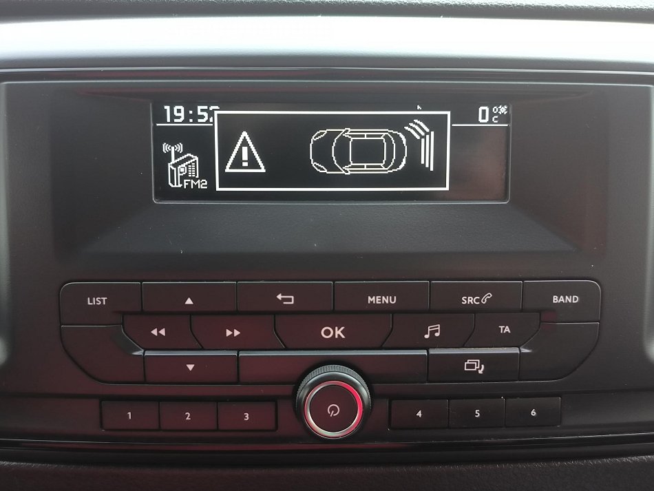 Citroën Jumpy 2.0HDi  L2 6míst