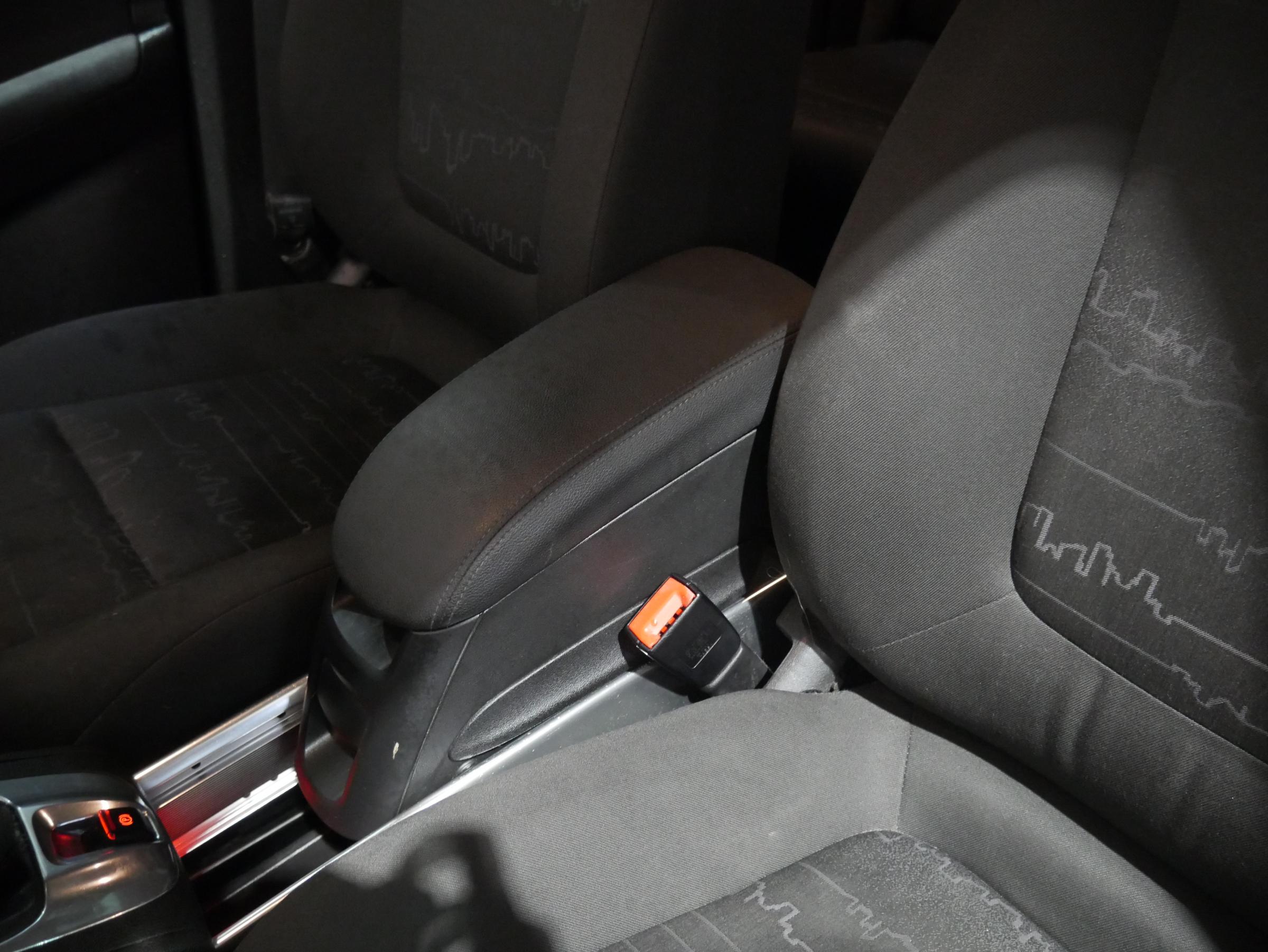 Opel Meriva, 2011 - pohled č. 15