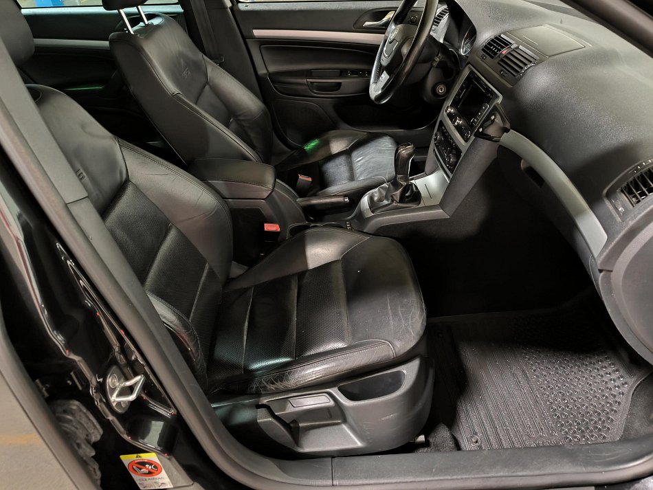 Škoda Octavia II 2.0 TDi RS