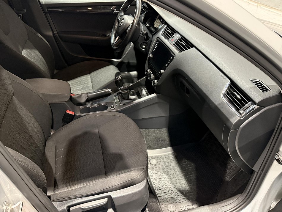 Škoda Octavia III 2.0 TDi 