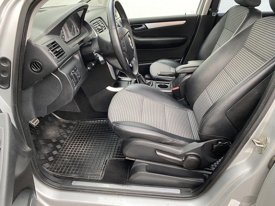 Mercedes-Benz Třída B 1.5 i 