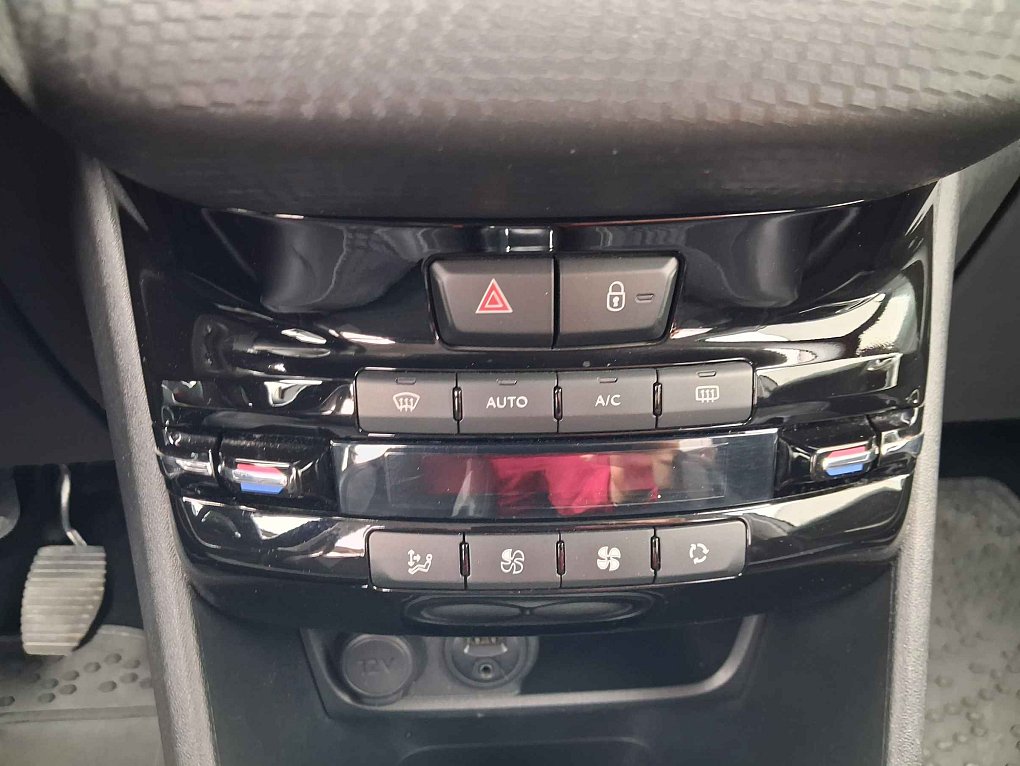 Peugeot 2008 1.2 PT Allure