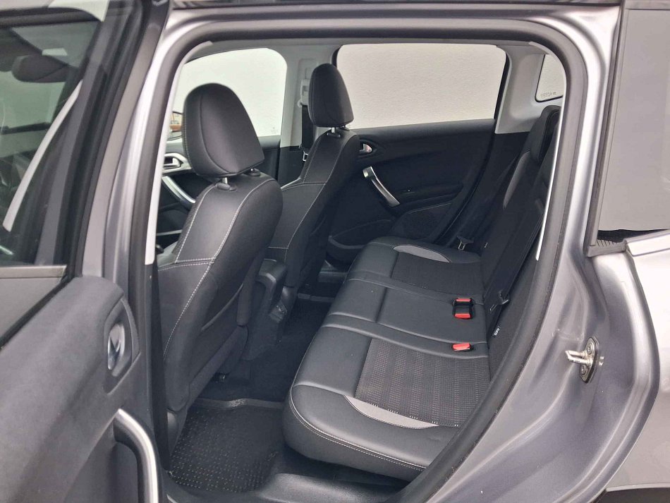 Peugeot 2008 1.2 PT Allure