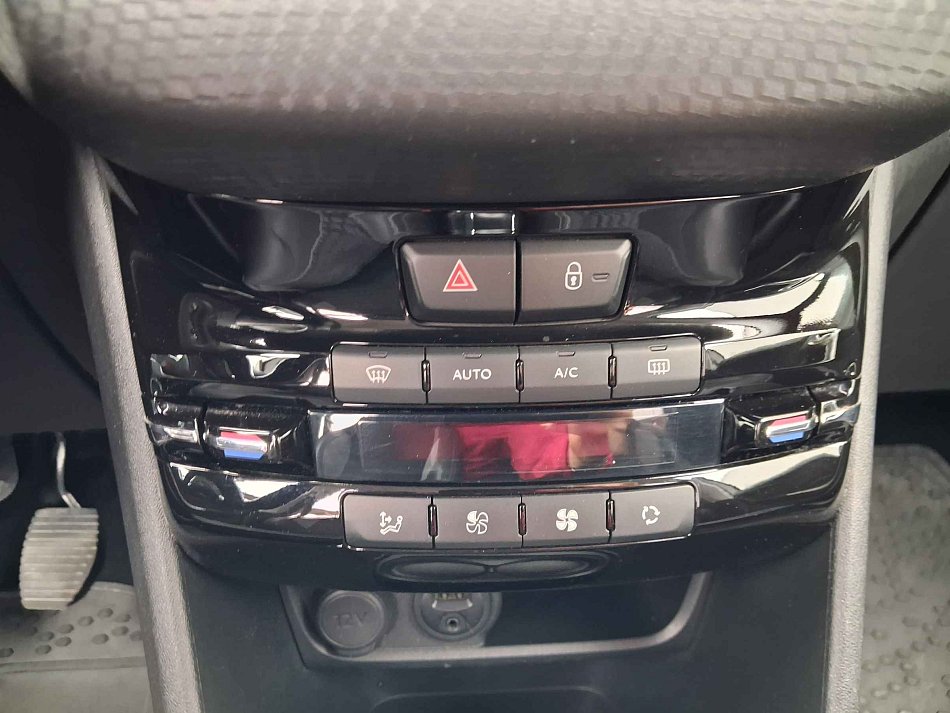 Peugeot 2008 1.2 PT Allure