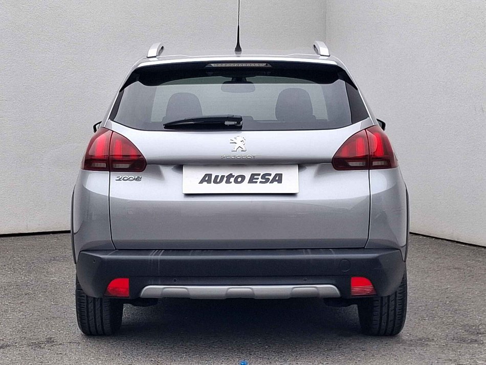 Peugeot 2008 1.2 PT Allure