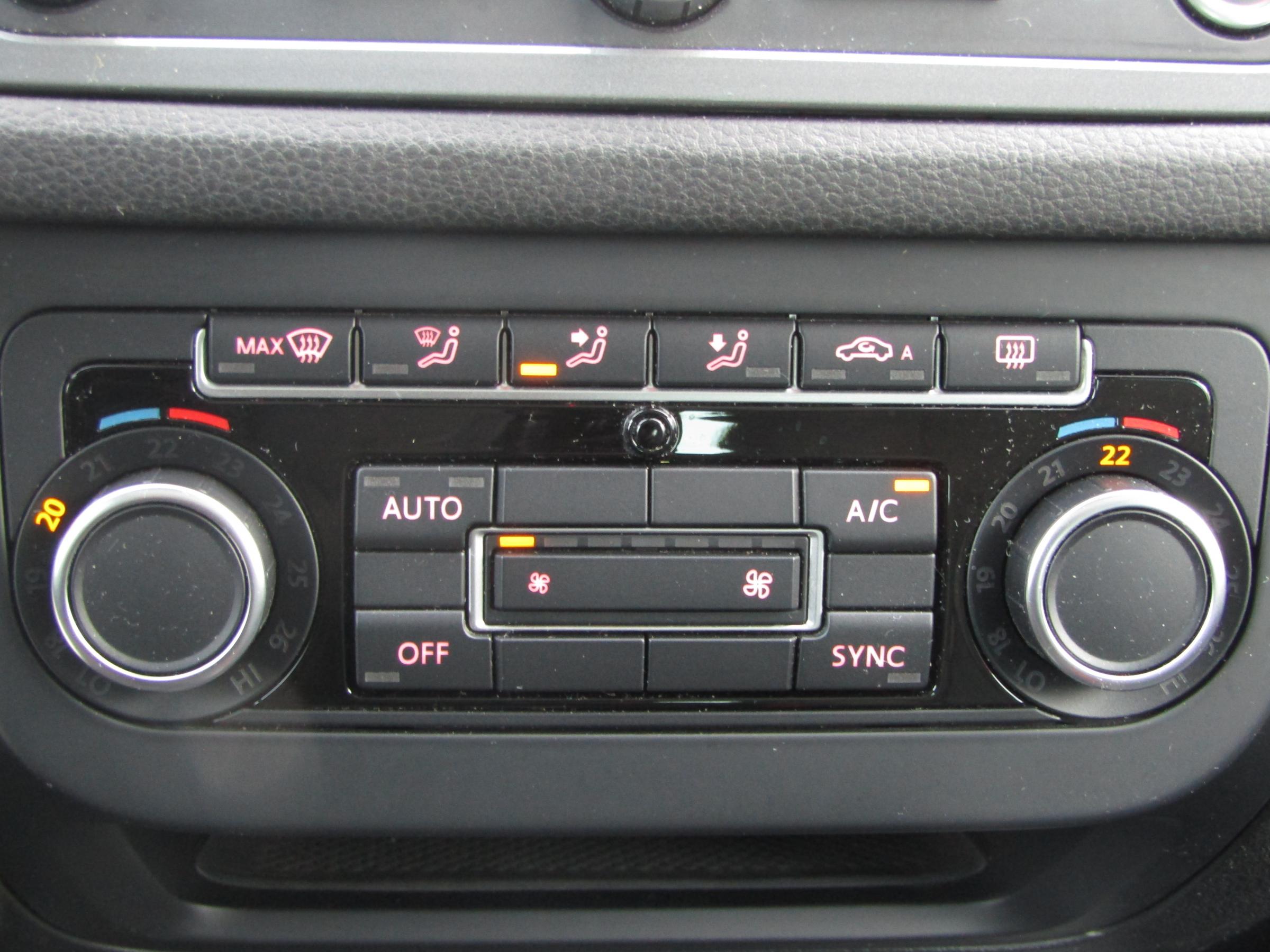 Volkswagen Tiguan, 2013 - pohled č. 14