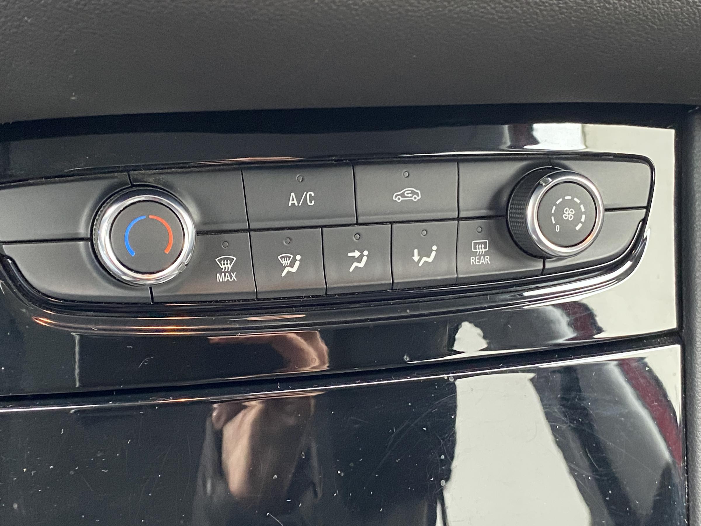 Vauxhall Grandland X, 2021 - pohled č. 15