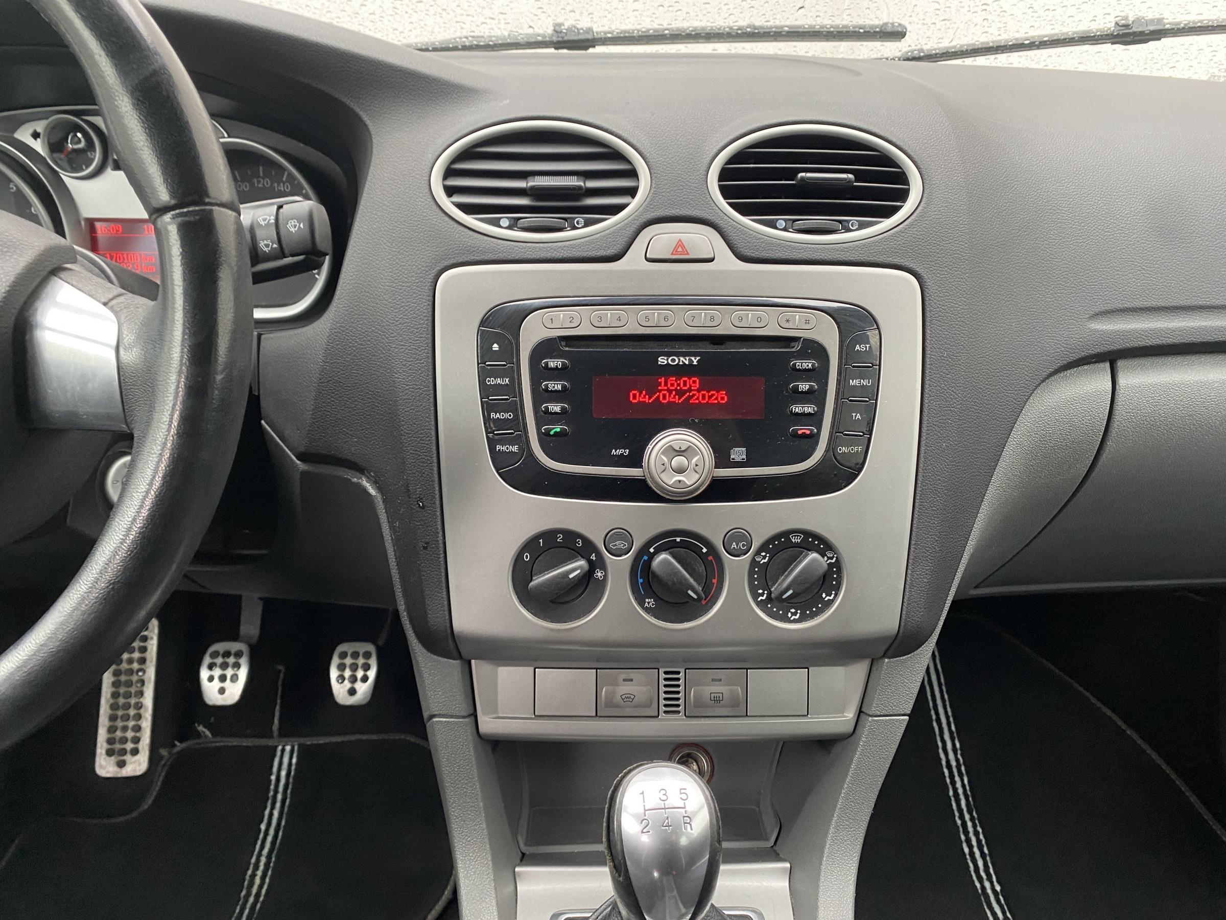 Ford Focus, 2010 - pohled č. 12