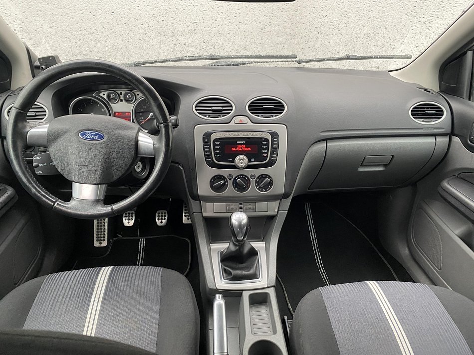 Ford Focus 1.6i 
