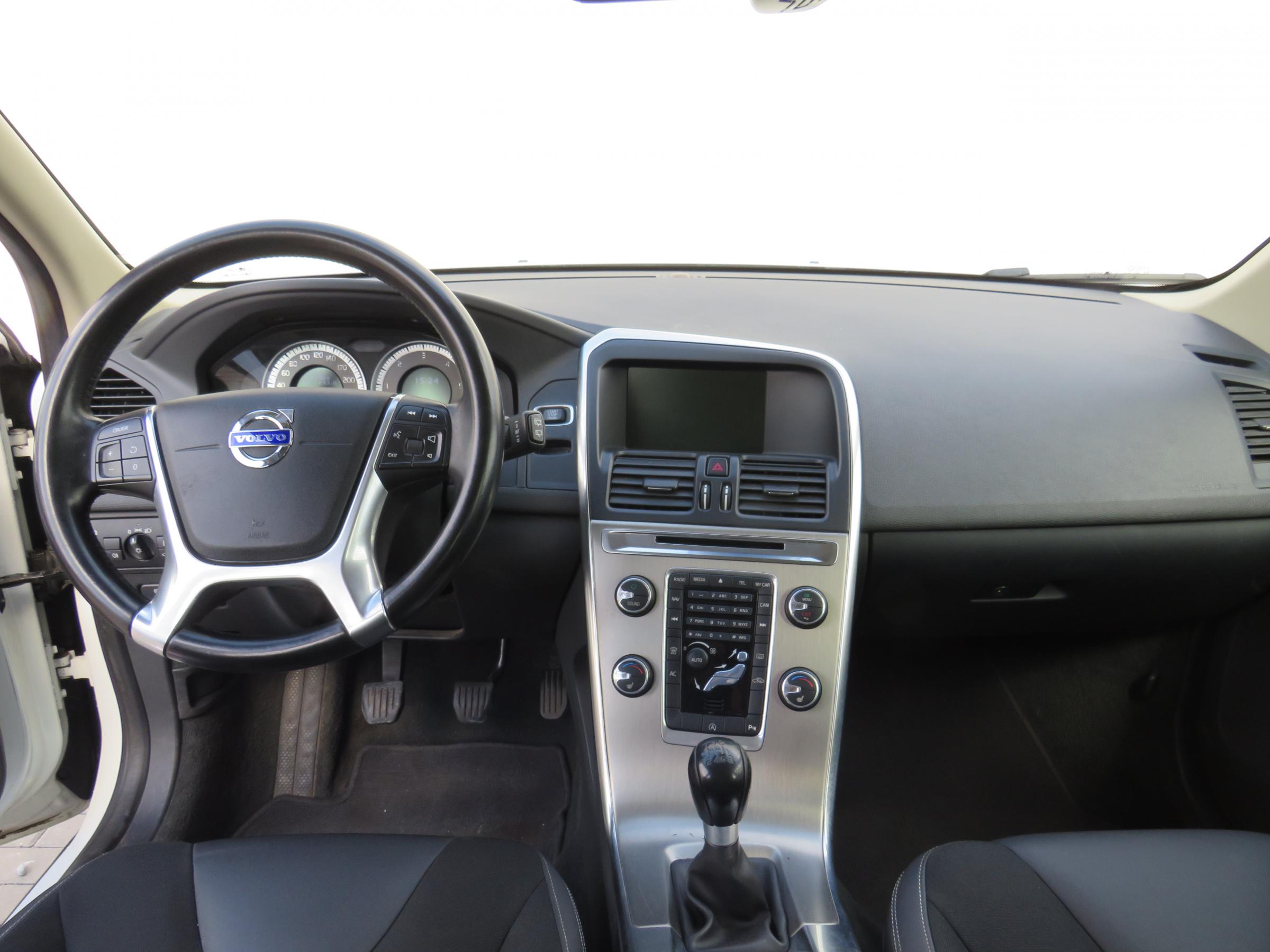 Volvo XC60, 2013 - pohled č. 8