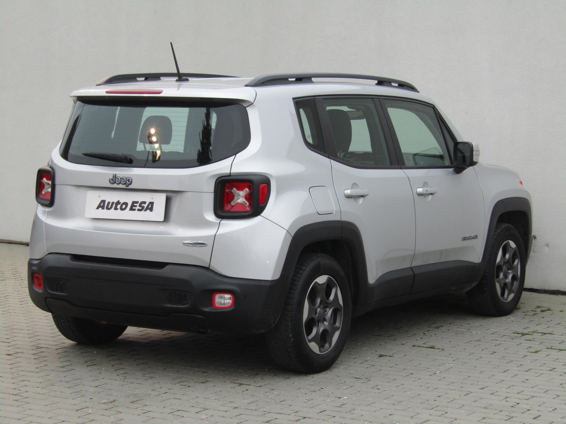 Jeep Renegade, 2014 - pohled č. 4