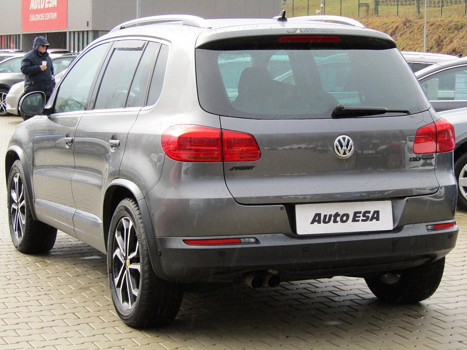 Volkswagen Tiguan 2.0 TDi 