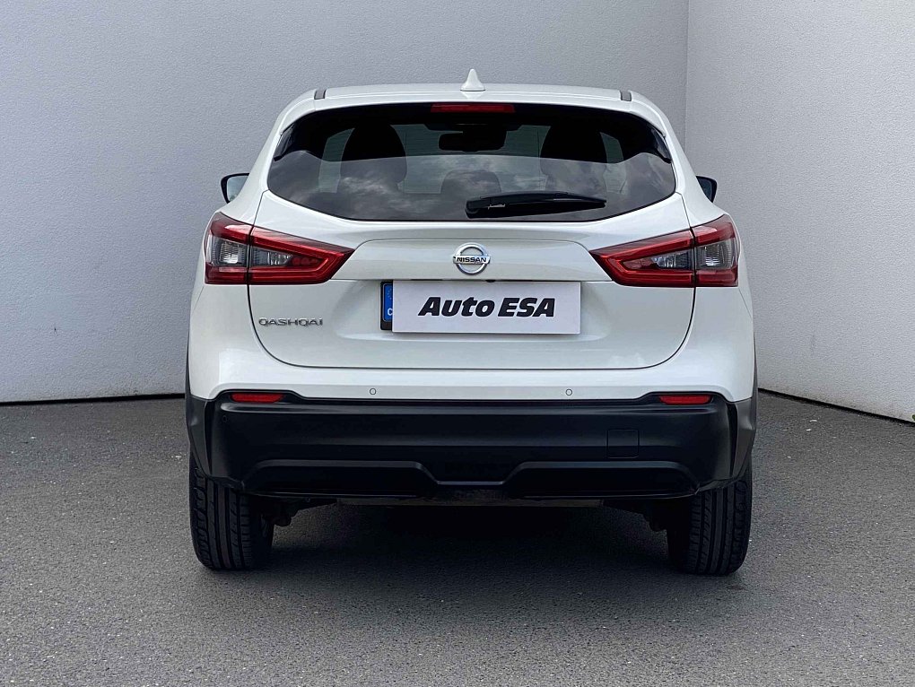 Nissan Qashqai 1.2TCe 