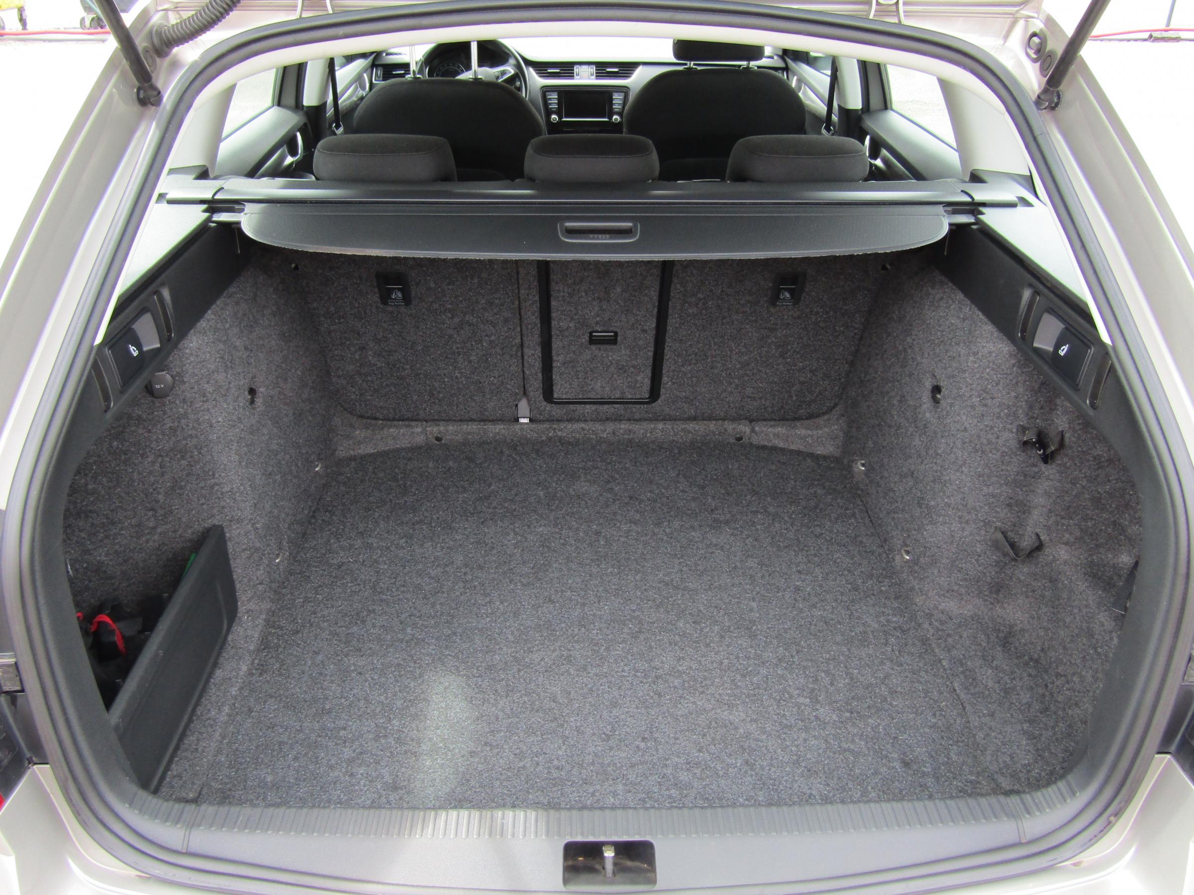 Škoda Octavia III, 2016 - pohled č. 8