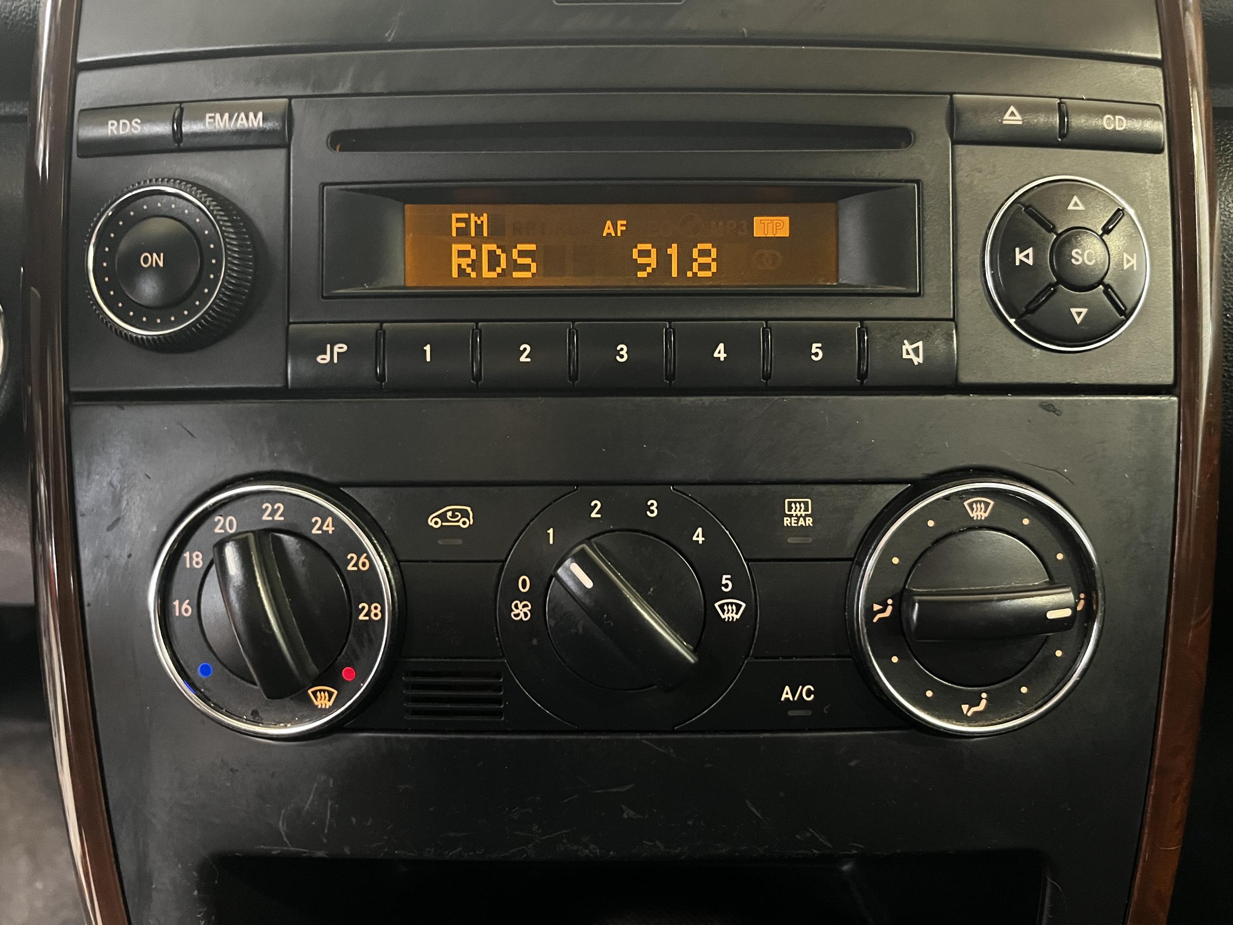 Mercedes-Benz Třída A, 2010 - pohled č. 11