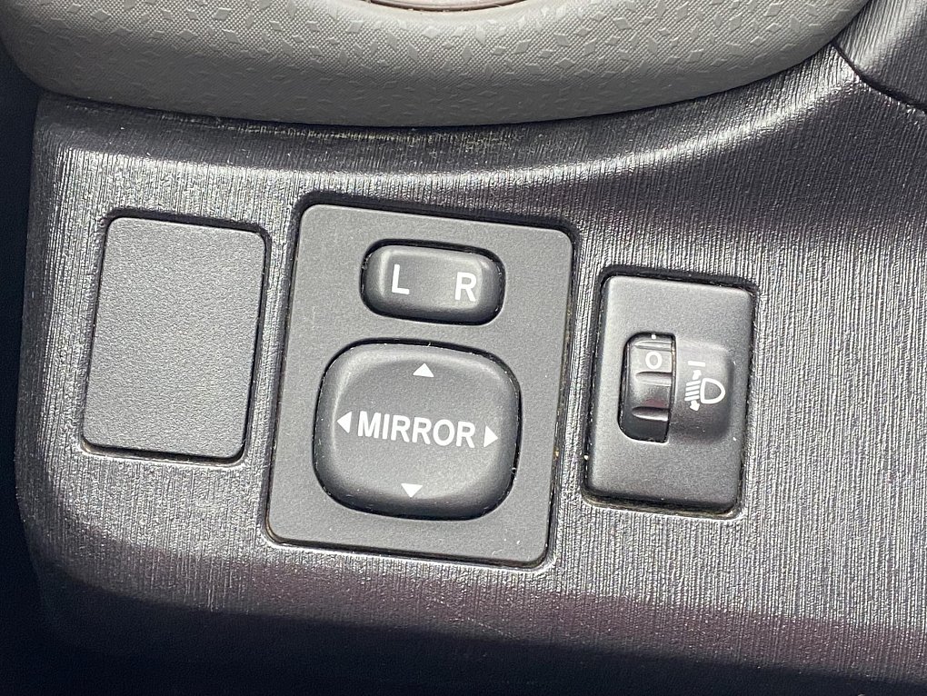 Toyota Yaris 1.0VVT-i 