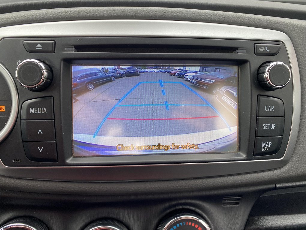 Toyota Yaris 1.0VVT-i 