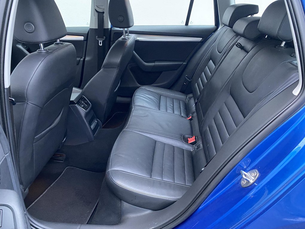 Škoda Octavia III 2.0 TDi Elegance