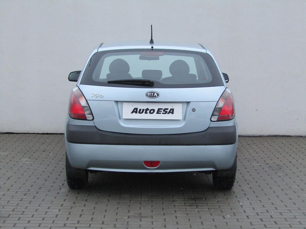 Kia Rio 1.4i 