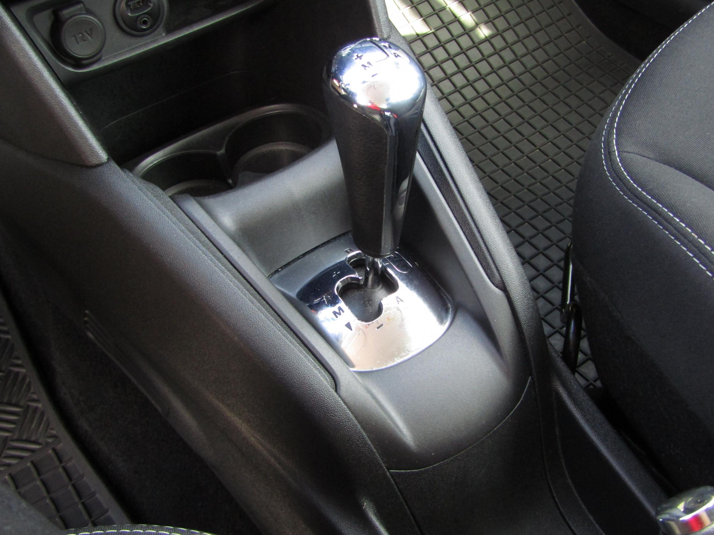 Peugeot 208, 2017 - pohled č. 17