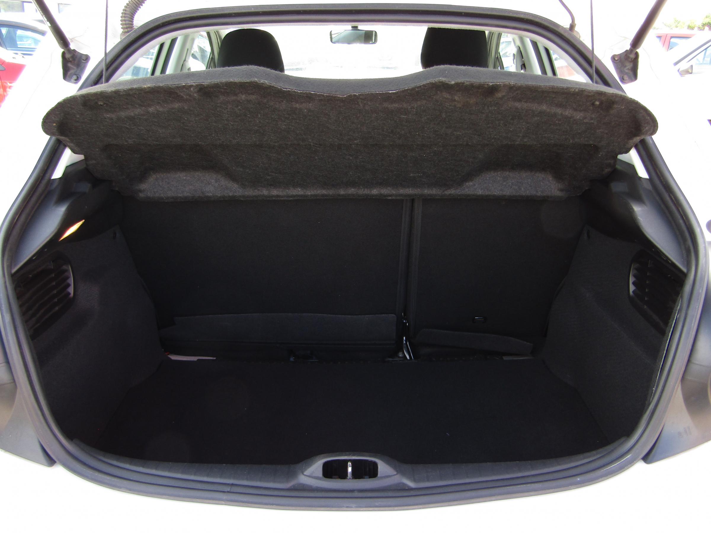 Peugeot 208, 2017 - pohled č. 8