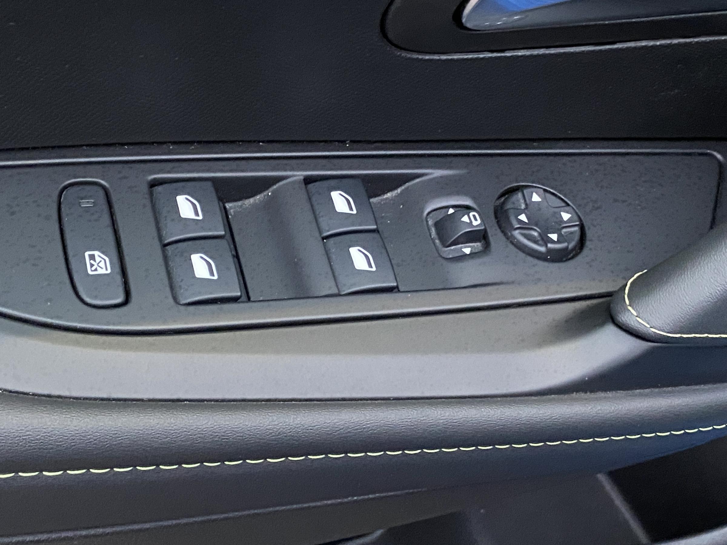 Peugeot 208, 2020 - pohled č. 11