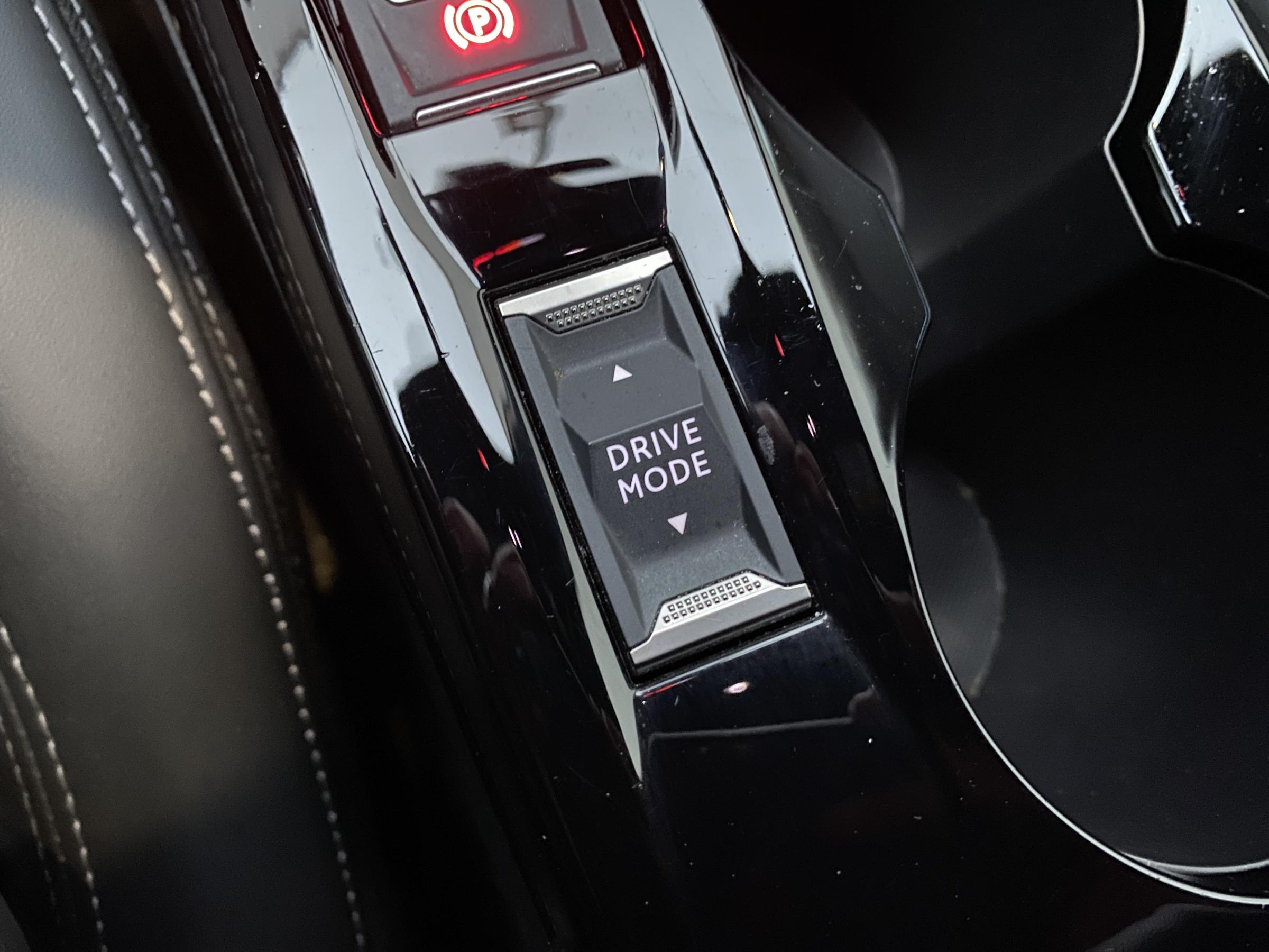 Peugeot 208, 2020 - pohled č. 13