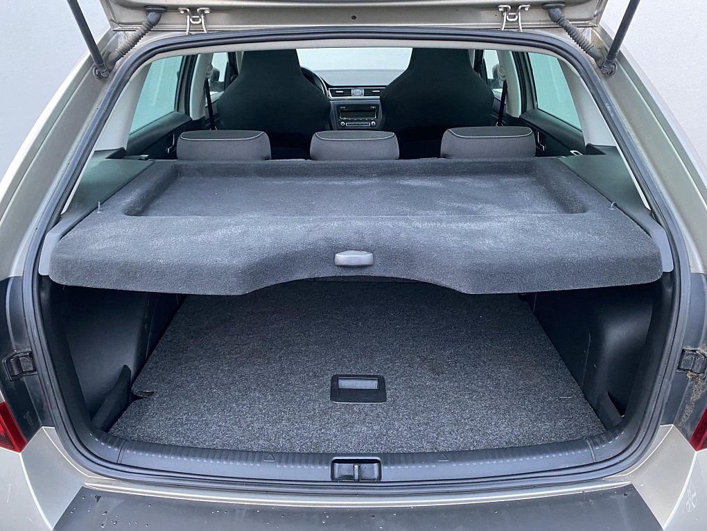 Škoda Rapid 1.2 TSi Elegance Sport