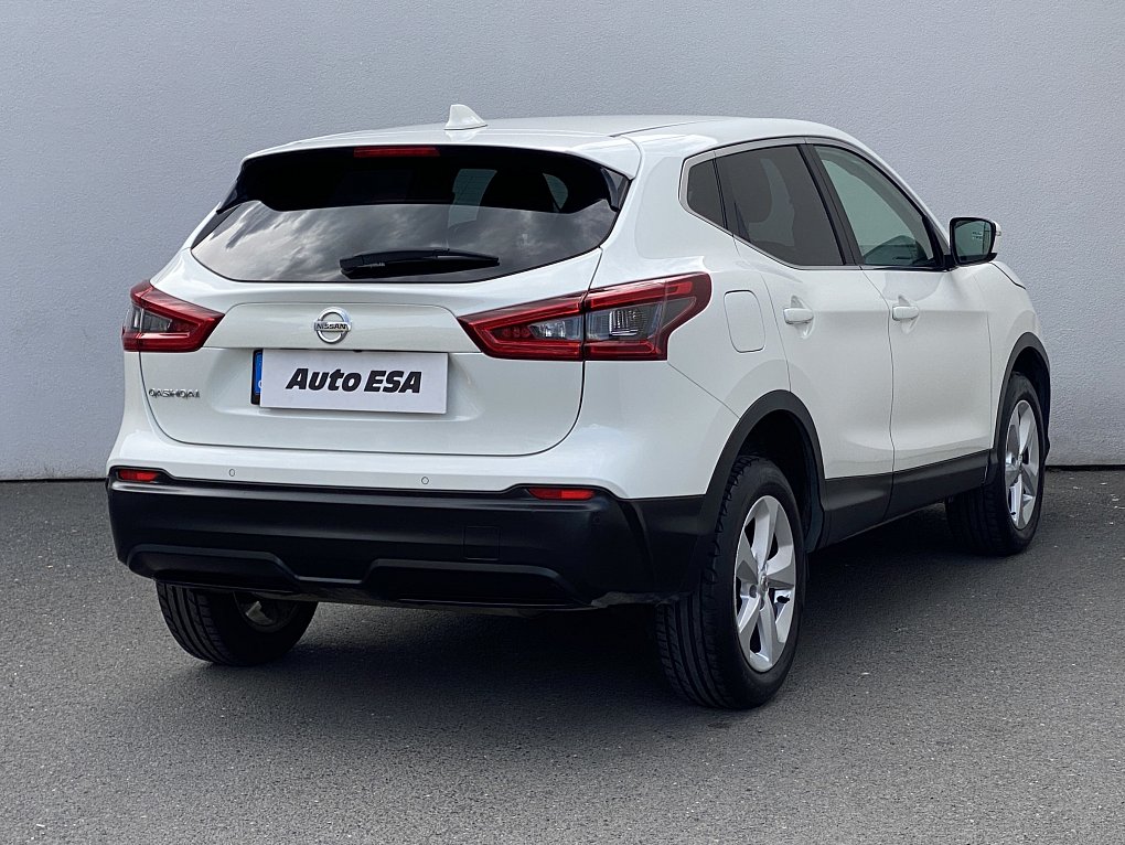 Nissan Qashqai 1.2TCe 