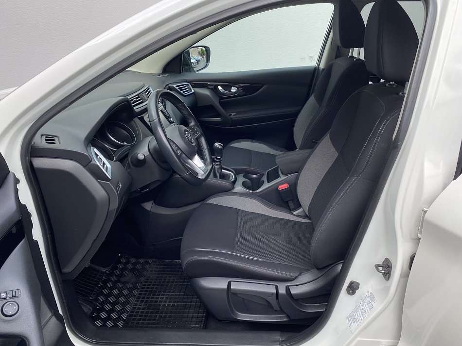 Nissan Qashqai 1.2TCe 