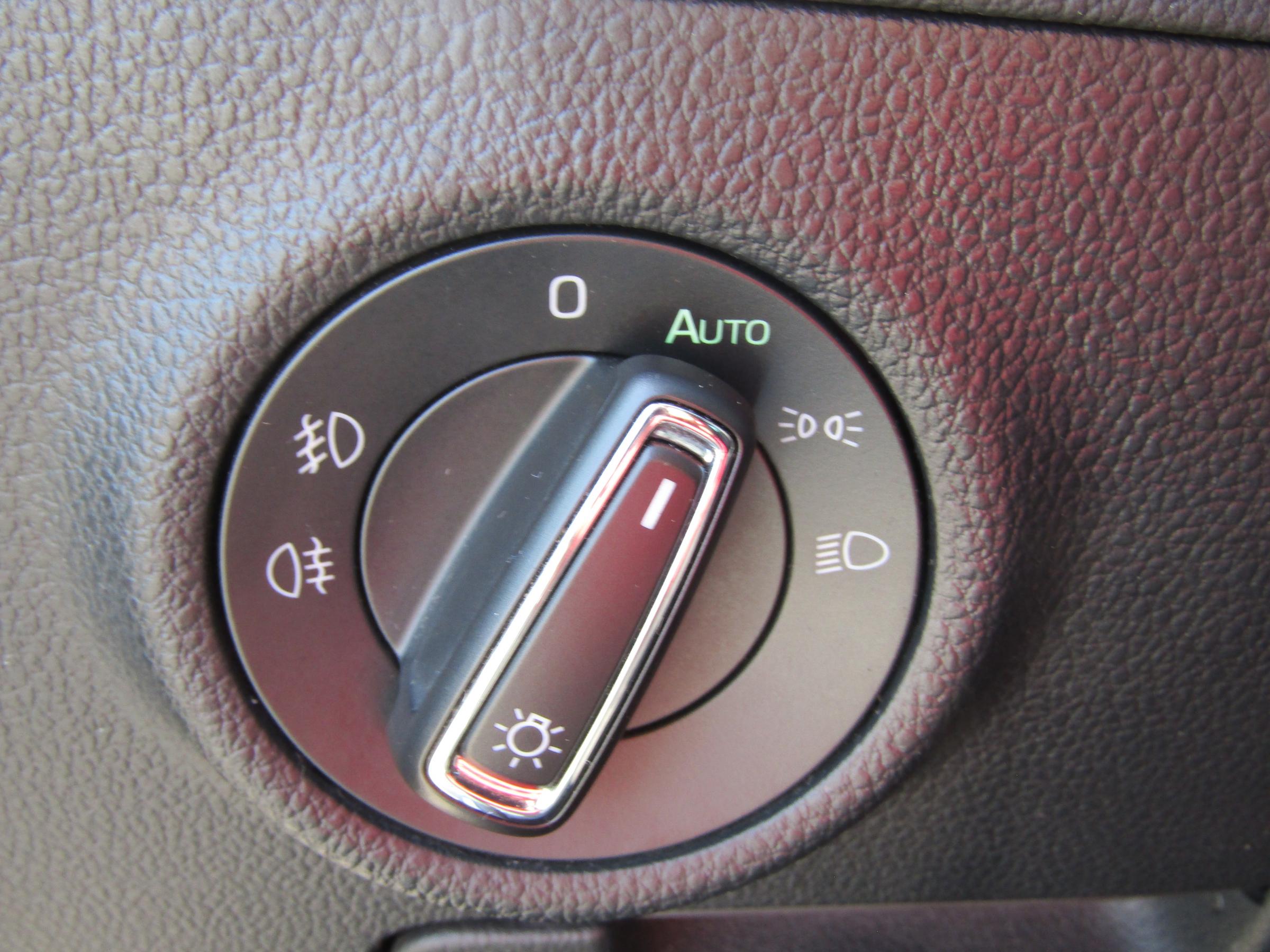 Škoda Superb III, 2018 - pohled č. 18