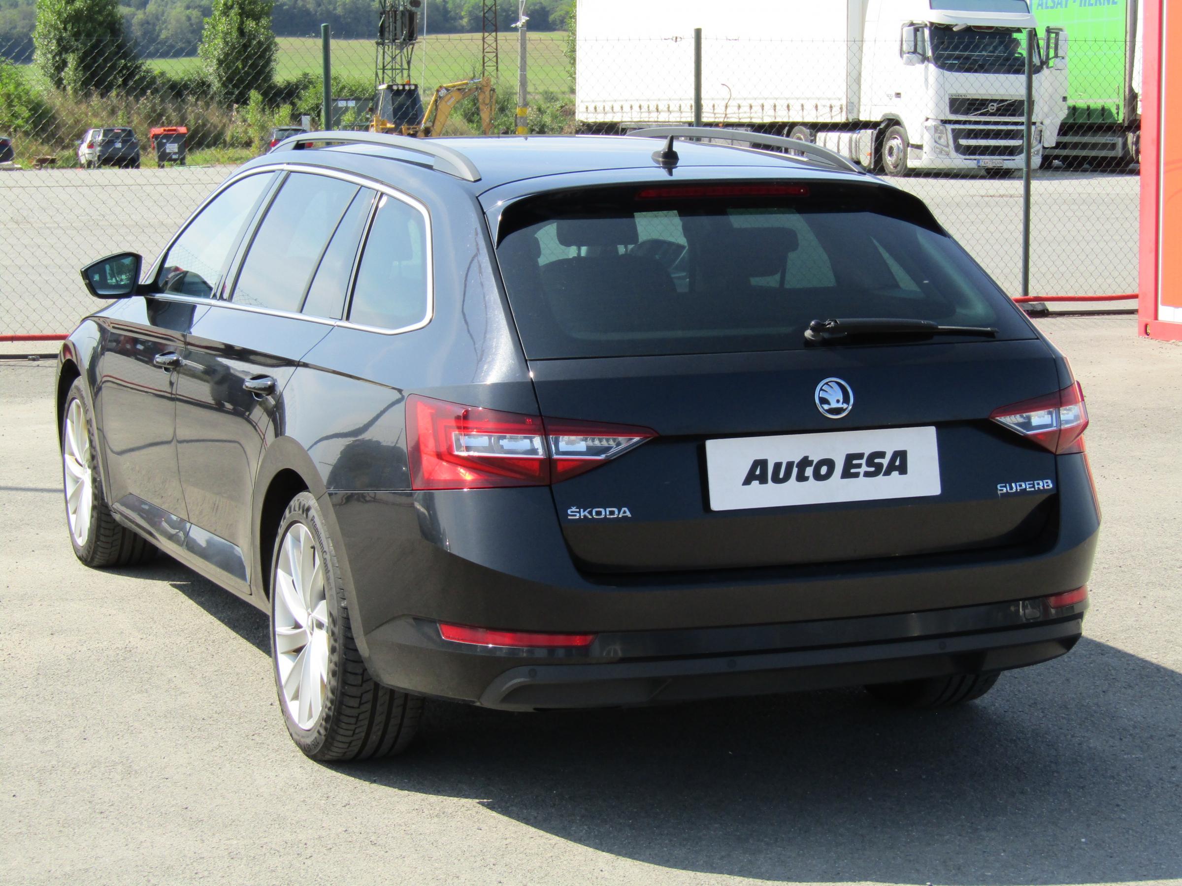 Škoda Superb III, 2018 - pohled č. 4