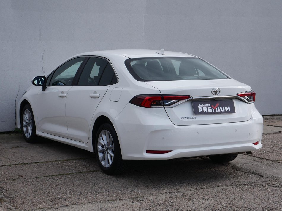 Toyota Corolla 1.5 VVTi 