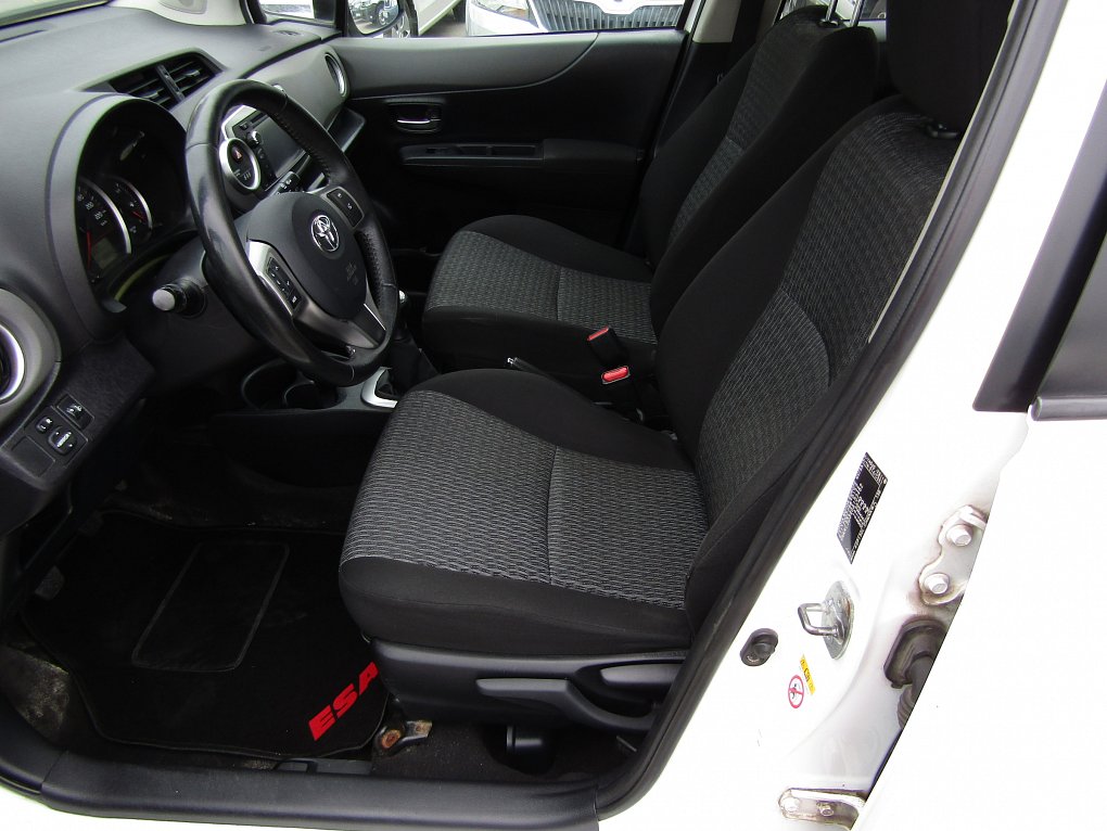 Toyota Yaris 1.0VVT-i 