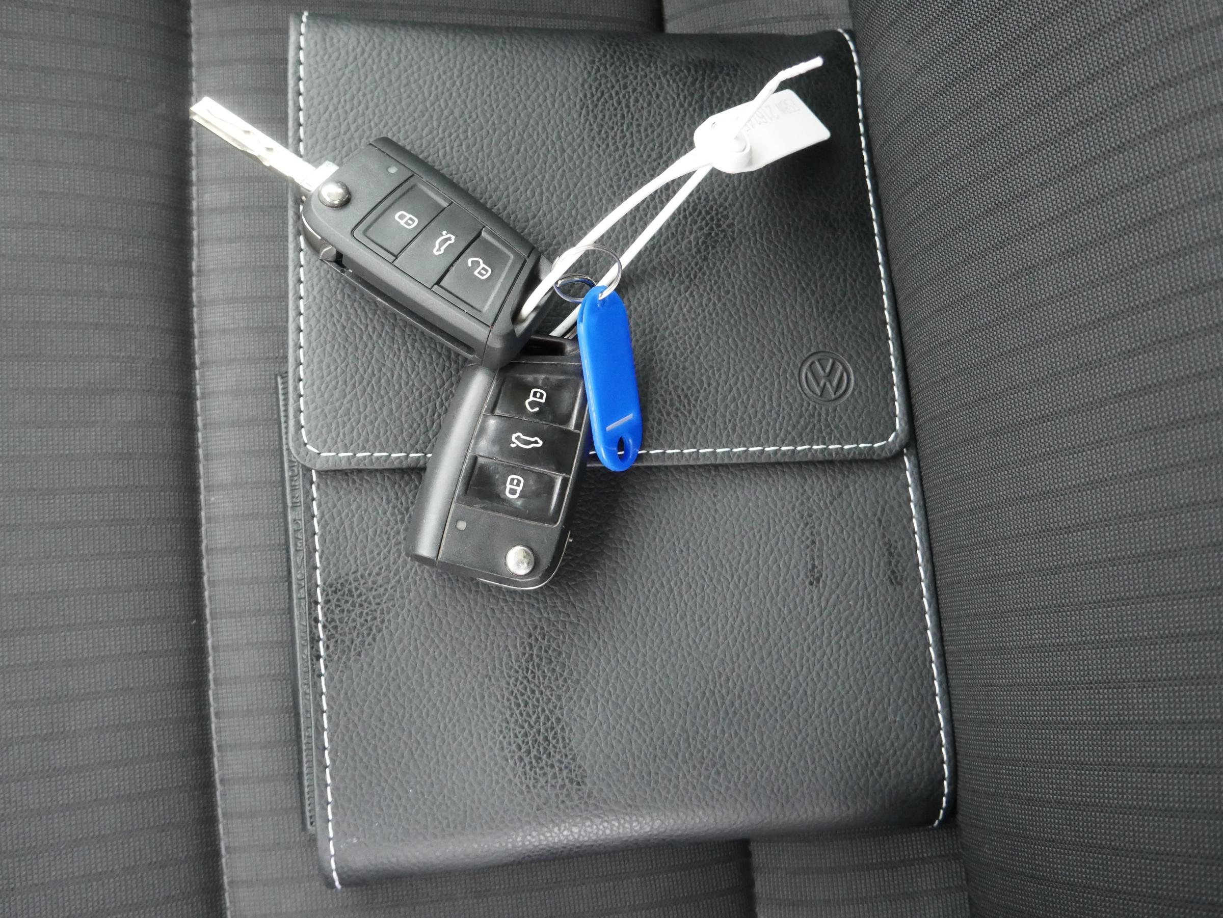 Volkswagen Touran, 2017 - pohled č. 19