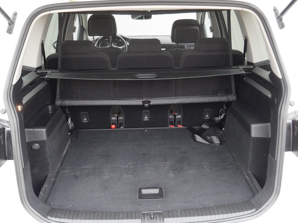 Volkswagen Touran 1.4 TSi Sound