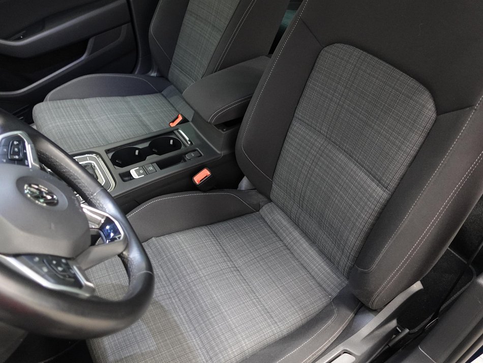 Volkswagen Passat 2.0 TDi 