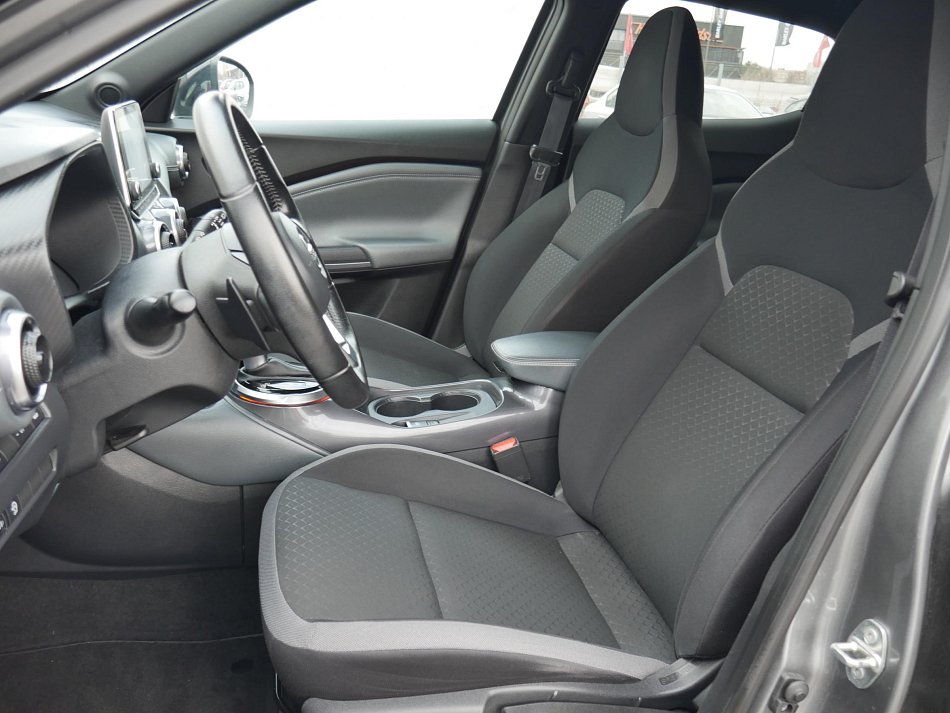 Nissan Juke 1.0 DiG-T N-Connecta