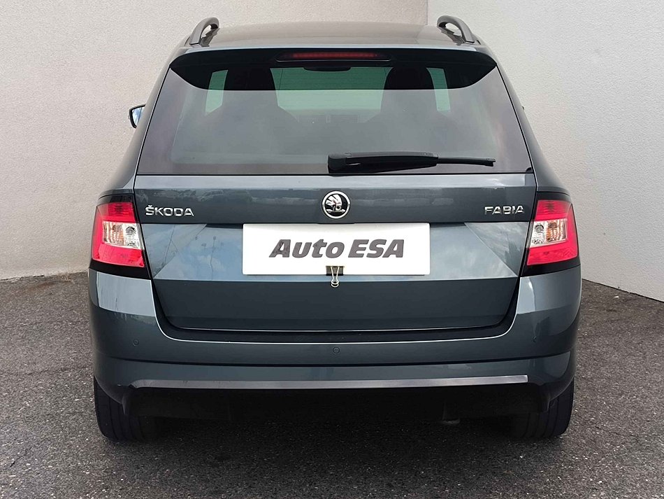 Škoda Fabia III 1.0 TSi Monte Carlo