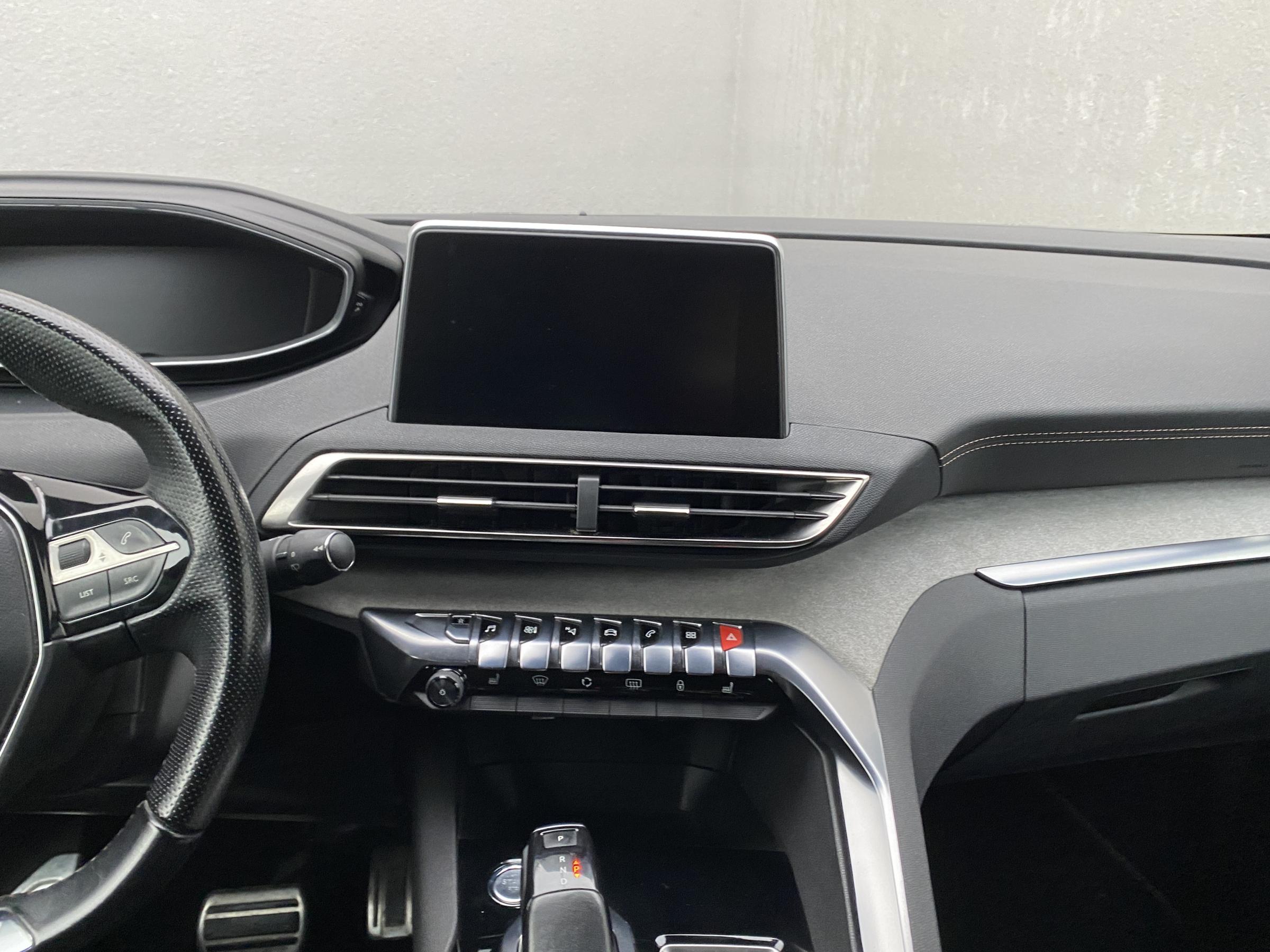 Peugeot 5008, 2018 - pohled č. 12