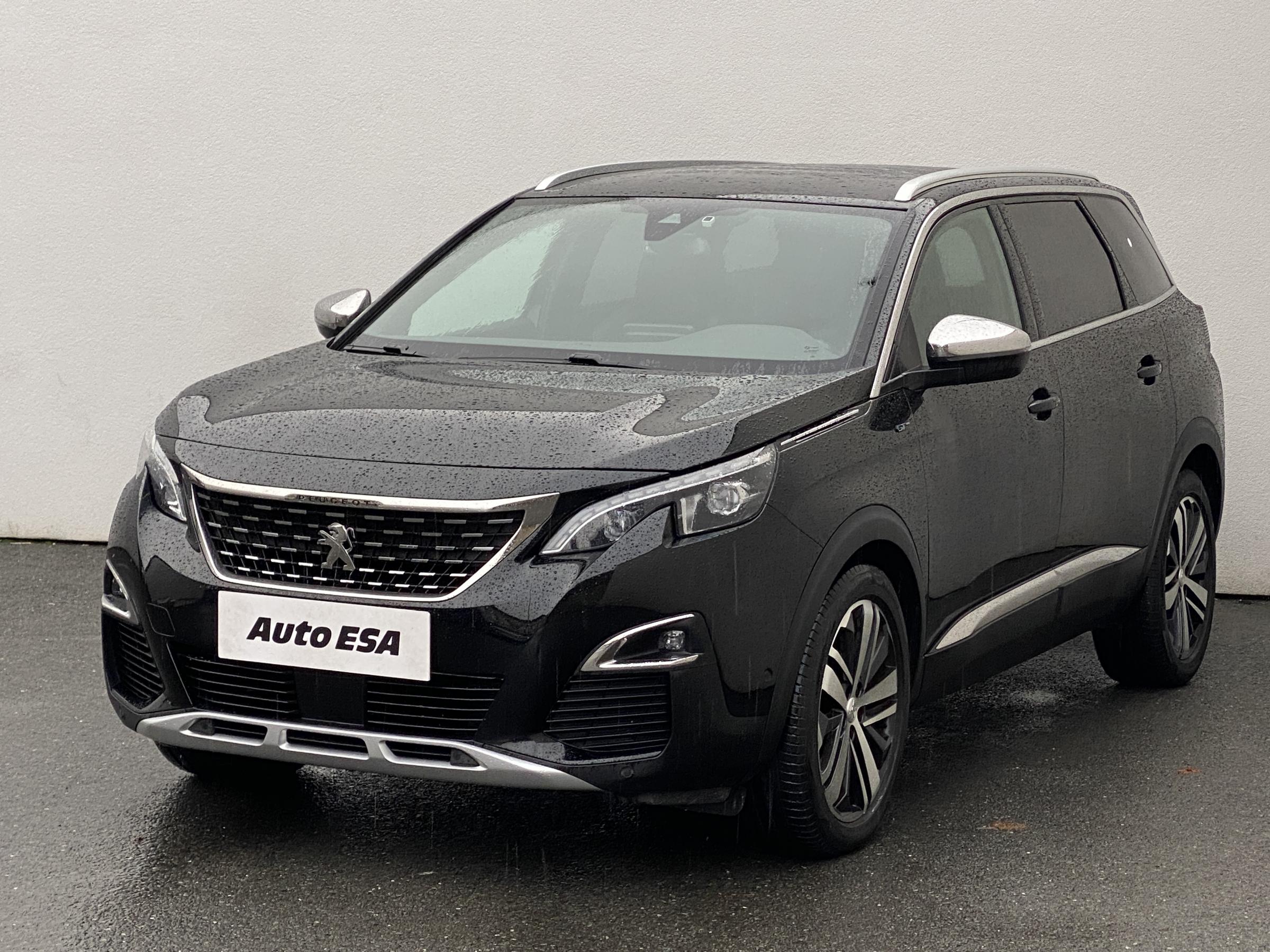 Peugeot 5008, 2018 - pohled č. 3